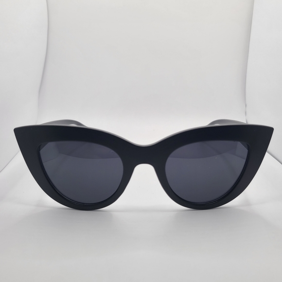 Sunglasses (Brand New) - Picture 1 of 1